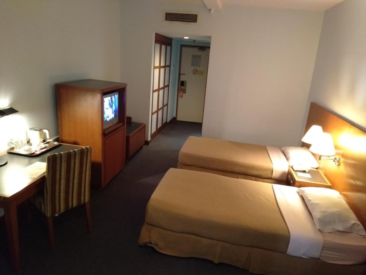 พลาซา แกรนด์ โฮเต็ล กัวลาลัมเปอร์ Hotel ภายนอก รูปภาพ